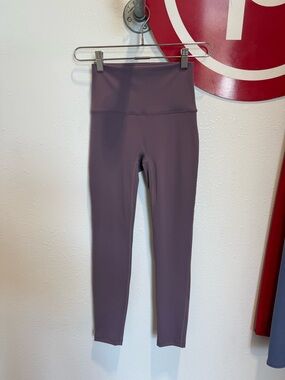 NWT Savvi Solas Leggings